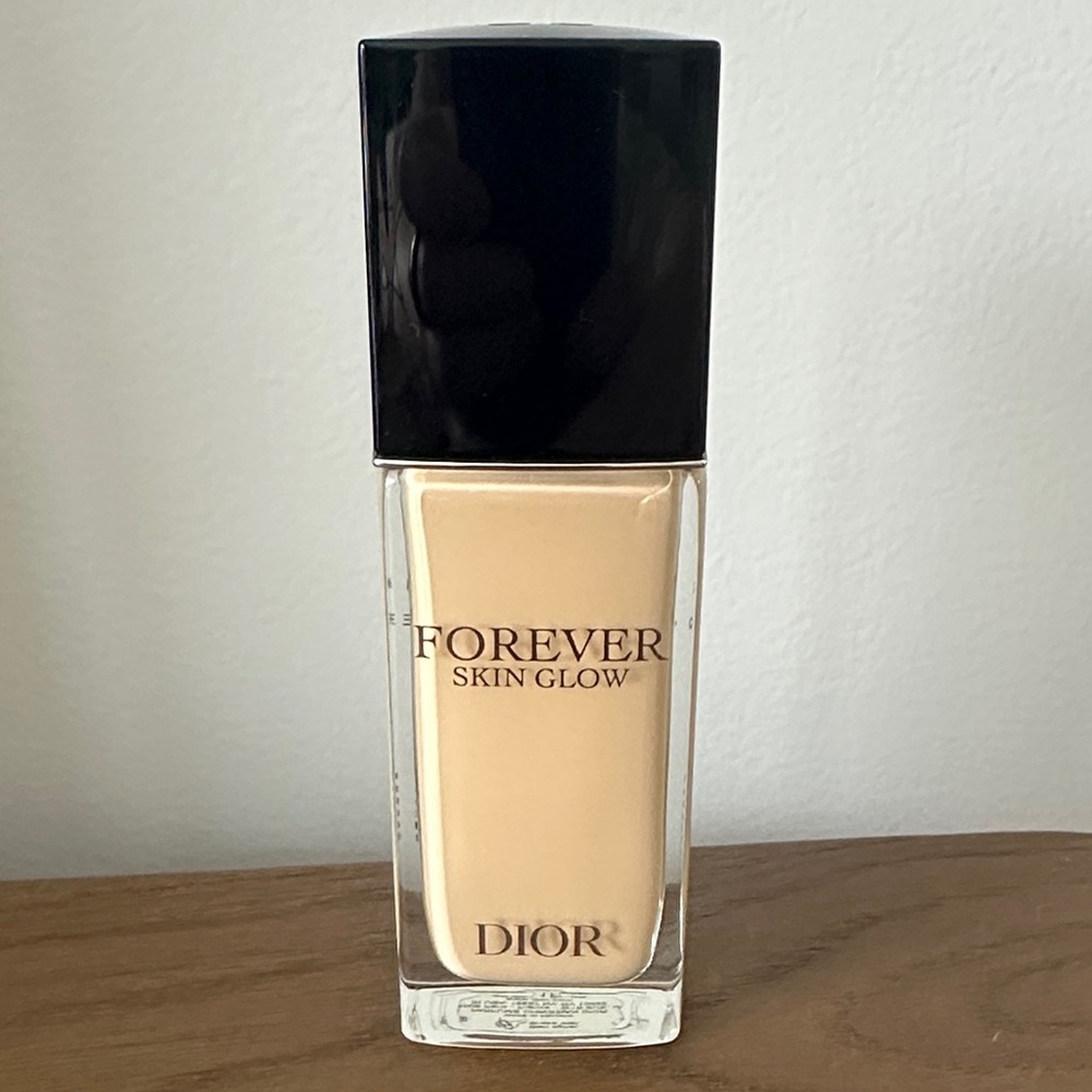 Dior Forever Skin Glow Foundation - 1W